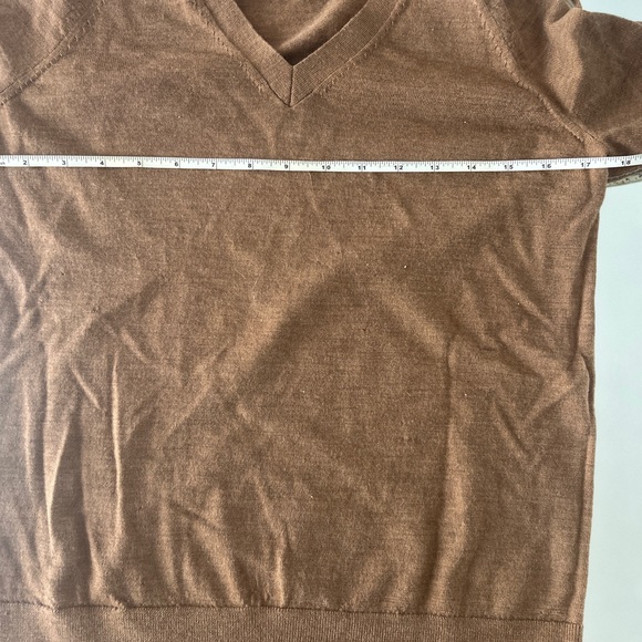 Banana Republic Beige Wool V-Neck Sweater - Picture 13 of 13